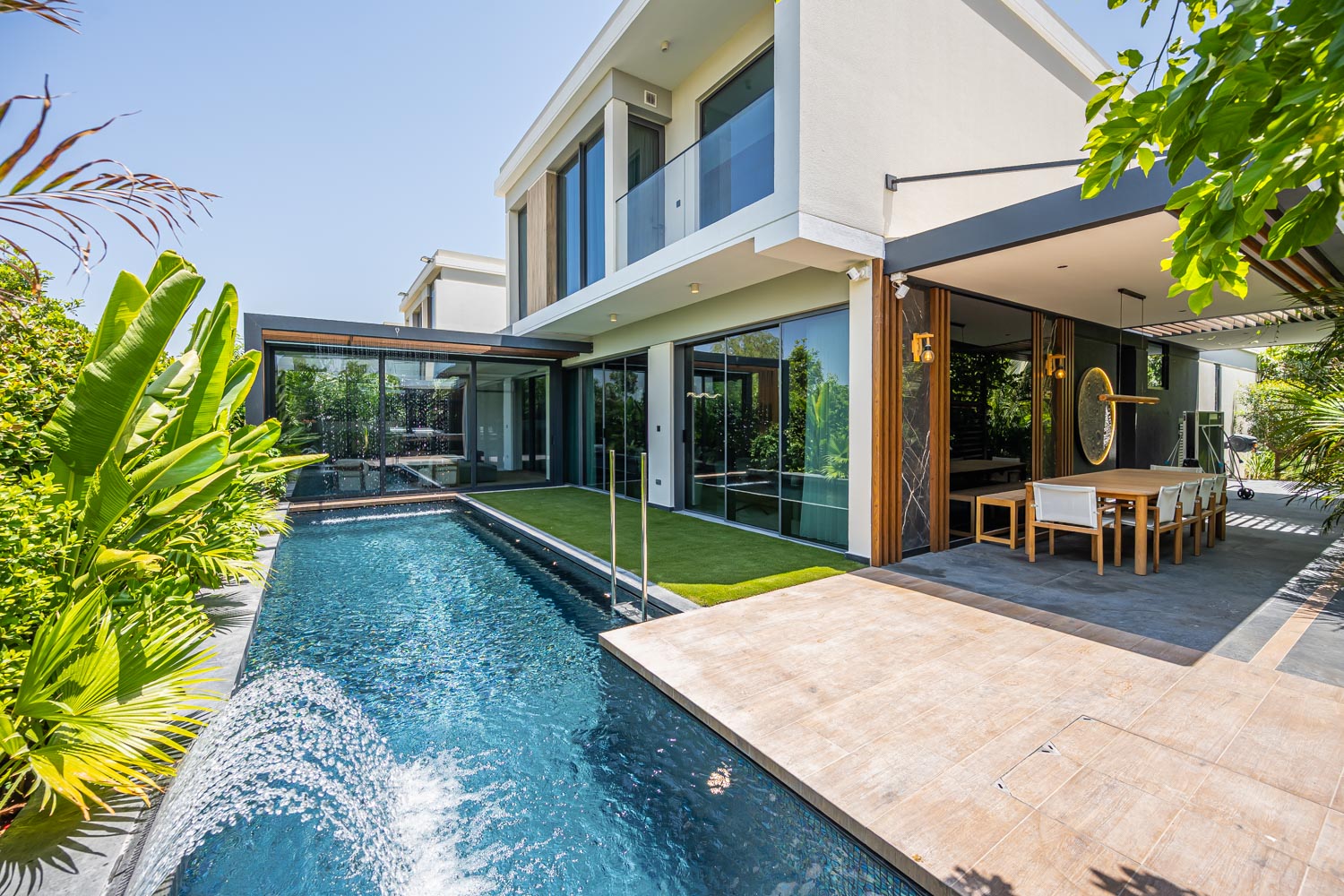 Dubai South luxury villas for sale